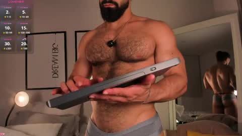 Snapshot of maxstrong01 chatting on 6, 6, 2026 Max online show from 6, 6, 2026