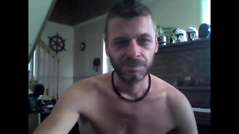 Snapshot of maxthewolf chatting on 18, 9, 2025 MaxTheWolf online show from 18, 9, 2025