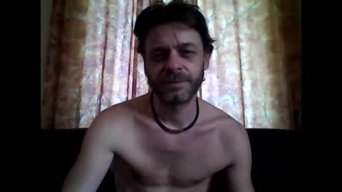 Snapshot of maxthewolf chatting on 1, 6, 2026 MaxTheWolf online show from 1, 6, 2026