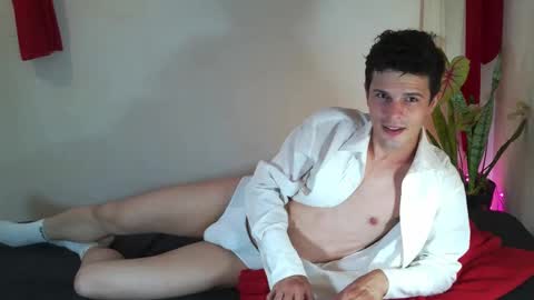 Max online show from 1, 2, 2025