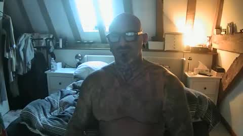 Snapshot of maxwell4876 chatting on 3, 12, 2025 maxwell4876 online show from 3, 12, 2025