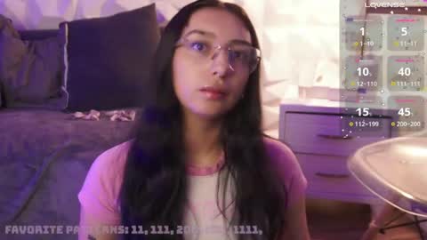 Snapshot of maxx_caprice chatting on 5, 5, 2026 gabby online show from 5, 5, 2026