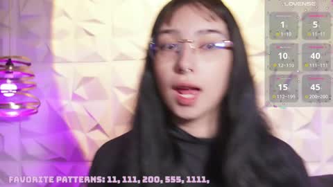 Snapshot of maxx_caprice chatting on 8, 5, 2026 gabby online show from 8, 5, 2026