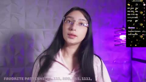 Snapshot of maxx_caprice chatting on 21, 5, 2026 gabby online show from 21, 5, 2026
