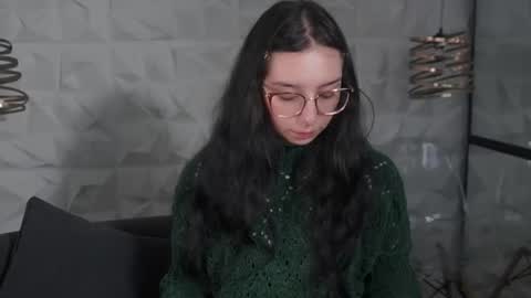 Snapshot of maxx_caprice chatting on 15, 6, 2026 gabby online show from 15, 6, 2026