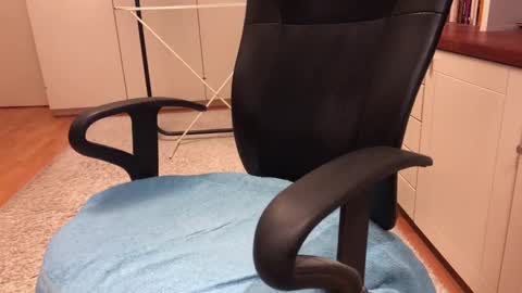 Max online show from 17, 1, 2025