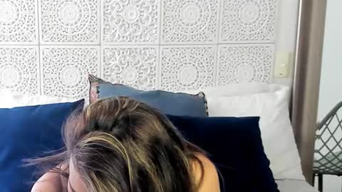 Snapshot of maxzy_star chatting on 4, 2, 2025 Victoria online show from 4, 2, 2025