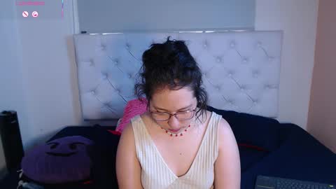 May online show from 6, 3, 2026