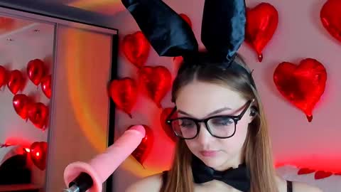 May Flower online show from 13, 2, 2025