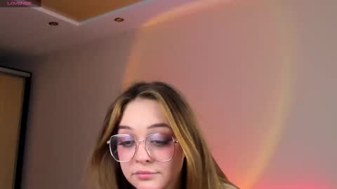 May Flower online show from 7, 3, 2025