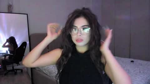 Mia online show from 15, 1, 2026