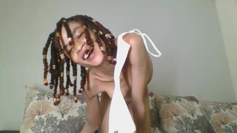 Snapshot of maya_dol chatting on 1, 3, 2026 maya online show from 1, 3, 2026