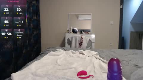 Snapshot of maya_kumashiro chatting on 22, 11, 2025 maya_kumashiro online show from 22, 11, 2025