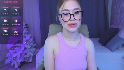 Snapshot of maya_lolly chatting on 8, 12, 2024 Maya online show from 8, 12, 2024