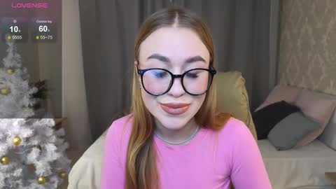 Snapshot of maya_lolly chatting on 21, 12, 2024 Maya online show from 21, 12, 2024