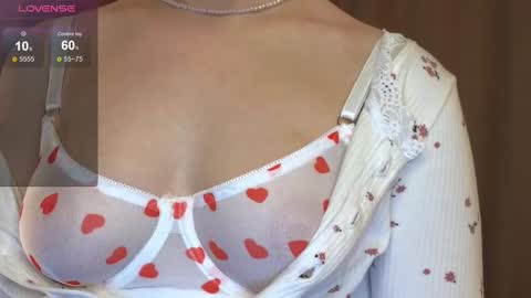 Snapshot of maya_lolly chatting on 24, 12, 2024 Maya online show from 24, 12, 2024