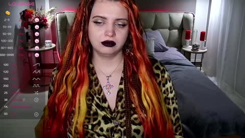 Maya Mils online show from 20, 1, 2025