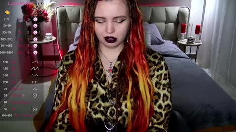 Maya Mils online show from 20, 1, 2025