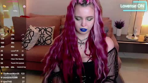 Maya Mils online show from 25, 2, 2025