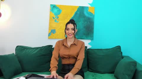 Maya online show from 27, 1, 2025