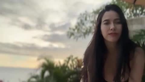 Maya and Alex online show from 15, 11, 2025