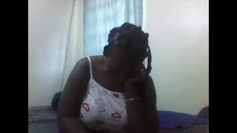 Snapshot of mayah_sexy chatting on 7, 3, 2025 mayah_sexy online show from 7, 3, 2025