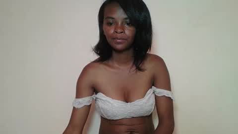 Snapshot of mayalabelle chatting on 23, 11, 2025 mayalabelle online show from 23, 11, 2025