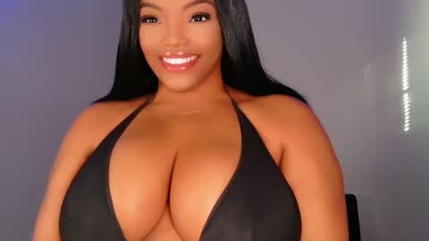 MayBabi online show from 18, 9, 2025