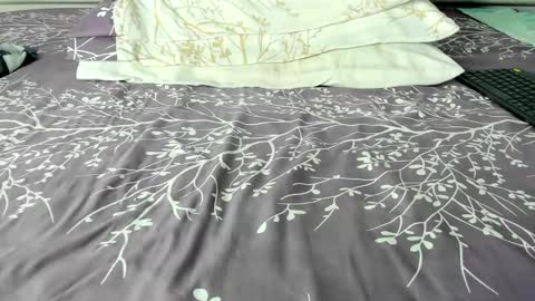 Snapshot of maybelline_666 chatting on 28, 10, 2025 Maybelline69 online show from 28, 10, 2025