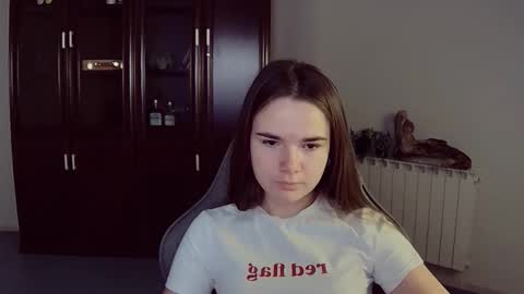 maybloom_ online show from 20, 11, 2025