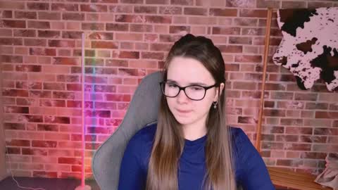 Snapshot of maybloom_ chatting on 6, 3, 2026 maybloom_ online show from 6, 3, 2026