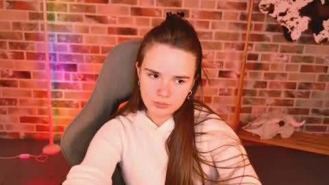 Snapshot of maybloom_ chatting on 20, 3, 2026 maybloom_ online show from 20, 3, 2026