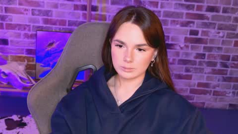 Snapshot of maybloom_ chatting on 9, 4, 2026 maybloom_ online show from 9, 4, 2026