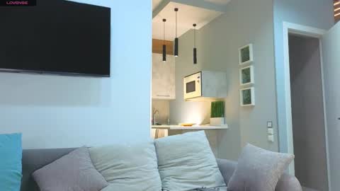 My name Casey  online show from 16, 11, 2025