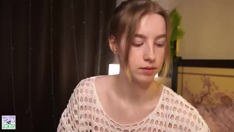 Snapshot of maydaedgin chatting on 10, 2, 2025 Violet online show from 10, 2, 2025
