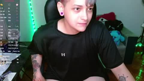 Snapshot of maylyy_kan chatting on 25, 5, 2026 Mayle kan online show from 25, 5, 2026