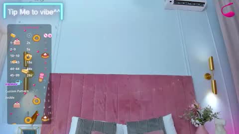 Snapshot of mayzzi chatting on 13, 9, 2025 MayaLevi online show from 13, 9, 2025