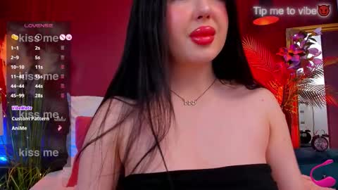 Snapshot of mayzzi chatting on 27, 11, 2025 MayaLevi online show from 27, 11, 2025