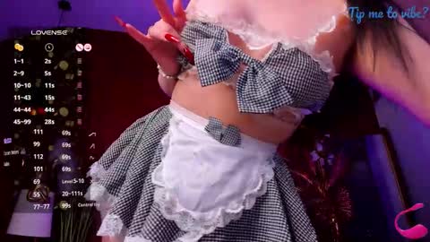 Snapshot of mayzzi chatting on 16, 12, 2025 MayaLevi online show from 16, 12, 2025