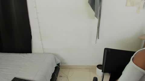 mazikeen_18 online show from 13, 1, 2025