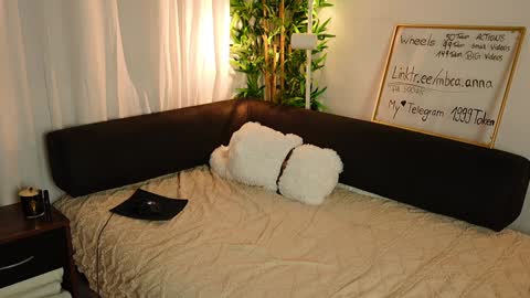 Snapshot of mbca chatting on 8, 1, 2025 Anna IG mbca anna online show from 8, 1, 2025