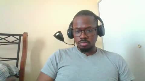 Snapshot of mbsupreme chatting on 6, 5, 2026 Mark online show from 6, 5, 2026