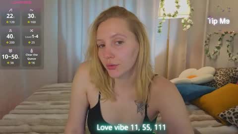 Snapshot of me1issa_bell chatting on 13, 5, 2026 Melissa online show from 13, 5, 2026