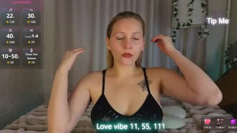 Snapshot of me1issa_bell chatting on 21, 5, 2026 Melissa online show from 21, 5, 2026