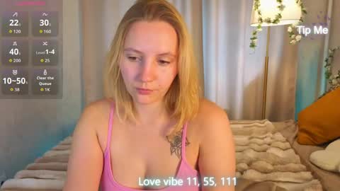 Snapshot of me1issa_bell chatting on 23, 5, 2026 Melissa online show from 23, 5, 2026