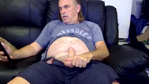 meaderd740870 online show from 19, 4, 2026