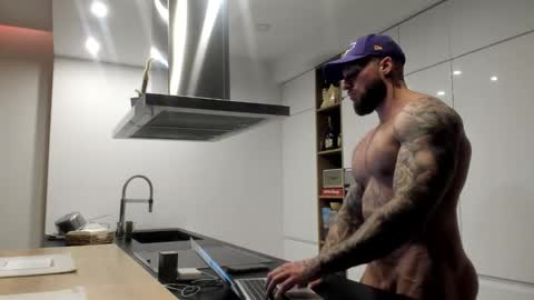 Snapshot of mealphamale chatting on 7, 2, 2026 Alpha Male online show from 7, 2, 2026