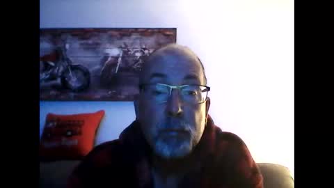 Snapshot of meathome3 chatting on 23, 10, 2025 me at home online show from 23, 10, 2025