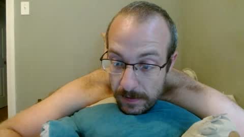 Snapshot of meatinyourgrill chatting on 4, 7, 2026 meatinyourgrill online show from 4, 7, 2026