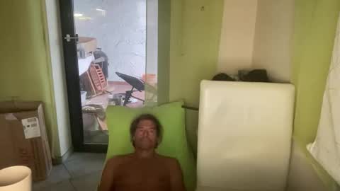 medeinoe online show from 6, 10, 2025